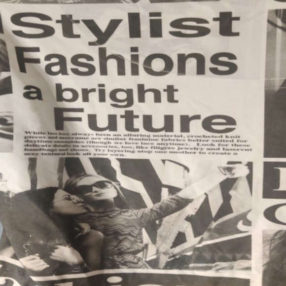 Ladies Large Blue Planet Graphic T - I Like This! - Picture 5 of 5